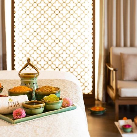 Taj Ganges, Varanasi Bagian luar foto Ayurvedic spa