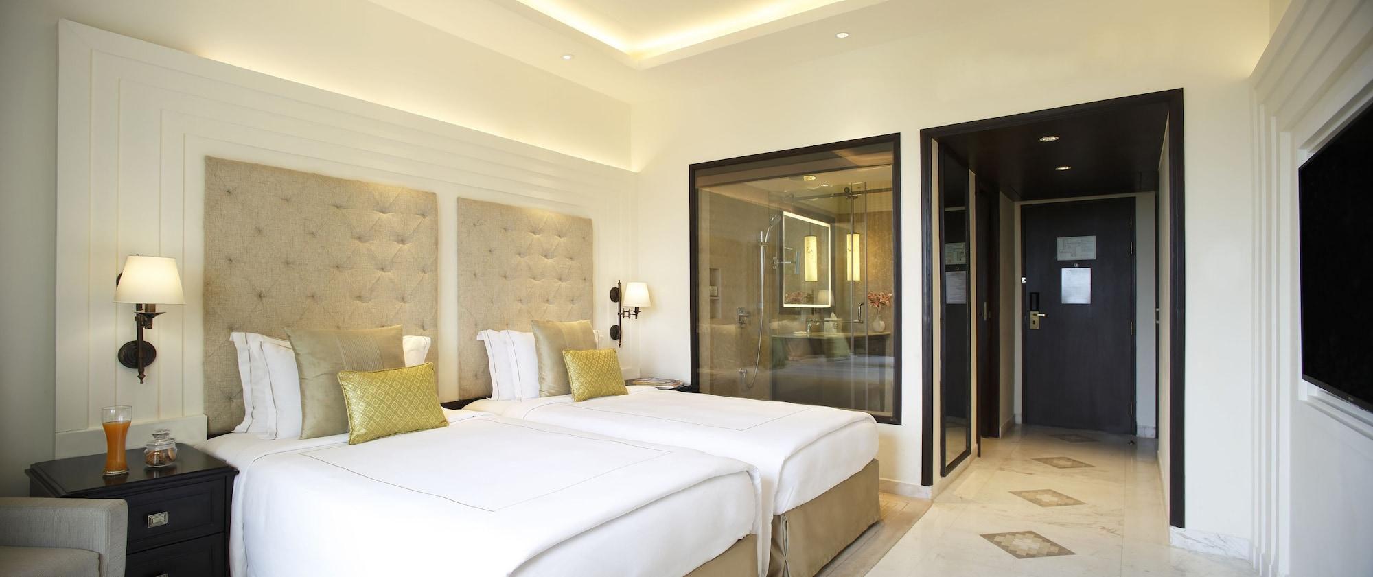 Taj Ganges, Varanasi Bagian luar foto Deluxe Room